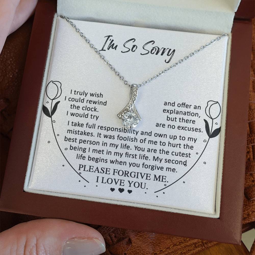 Sorry My First Life Alluring Beauty Necklace